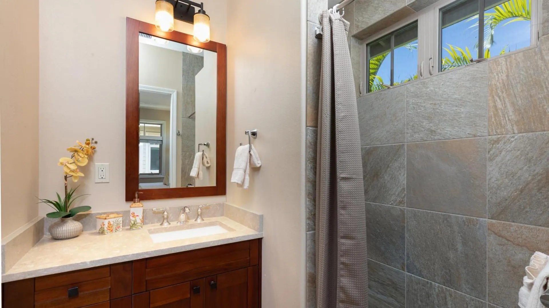 Hébergement de vacances Pualani Villa Single Level 4Br Kamilo Home With Pool And Cottage Waikoloa